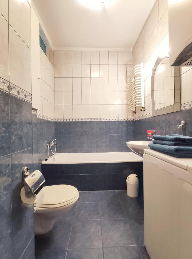 Plac Nowy 8A By Homeprime Cracóvia Exterior foto